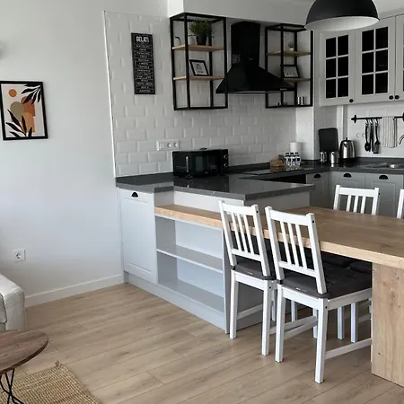 Skovde Апартаменты *