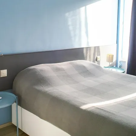 Skovde Апартаменты