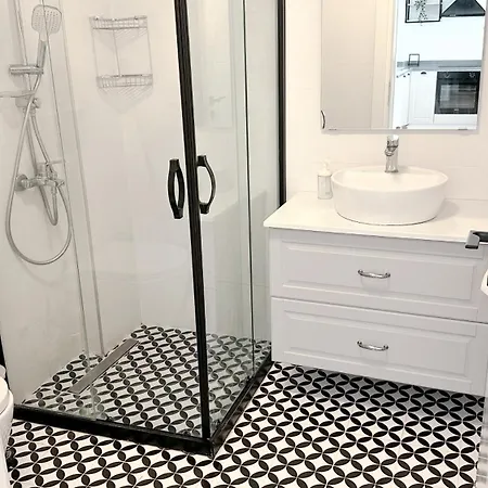 Skovde * אנטליה