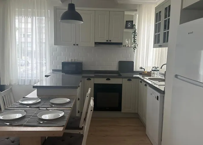 Skovde Διαμέρισμα Αττάλεια